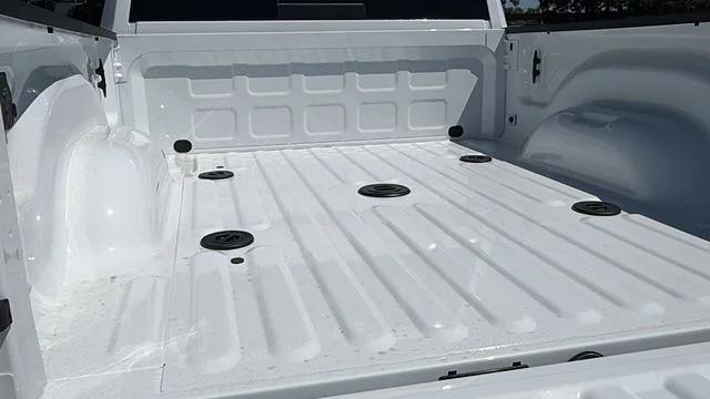 2026 Ram 2500 Black Express Crew Cab 4x4 6'4" Box