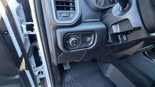 2026 Ram 2500 Black Express Crew Cab 4x4 6'4" Box