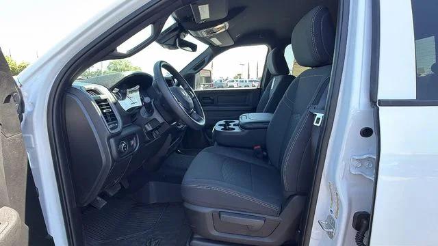 2026 Ram 2500 Black Express Crew Cab 4x4 6'4" Box