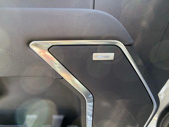 2026 GMC Sierra 1500 Crew Cab, Standard Bed, SLT, 4WD