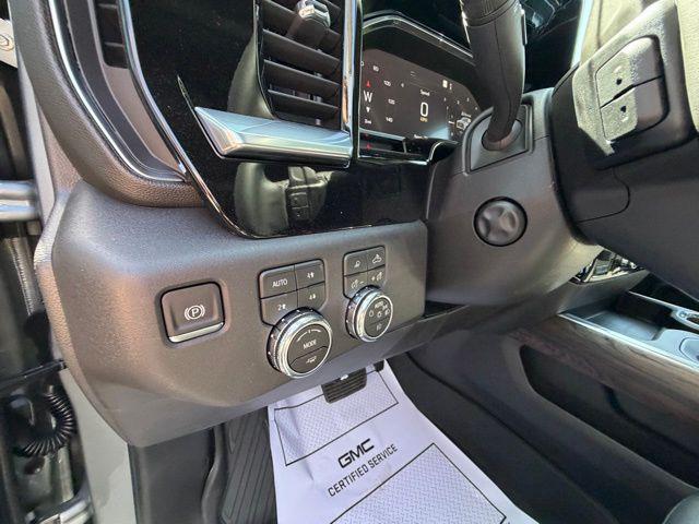 2026 GMC Sierra 1500 Crew Cab, Standard Bed, SLT, 4WD