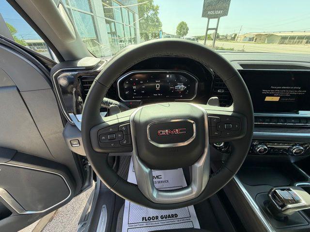 2026 GMC Sierra 1500 Crew Cab, Standard Bed, SLT, 4WD
