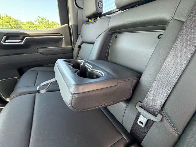 2026 GMC Sierra 1500 Crew Cab, Standard Bed, SLT, 4WD