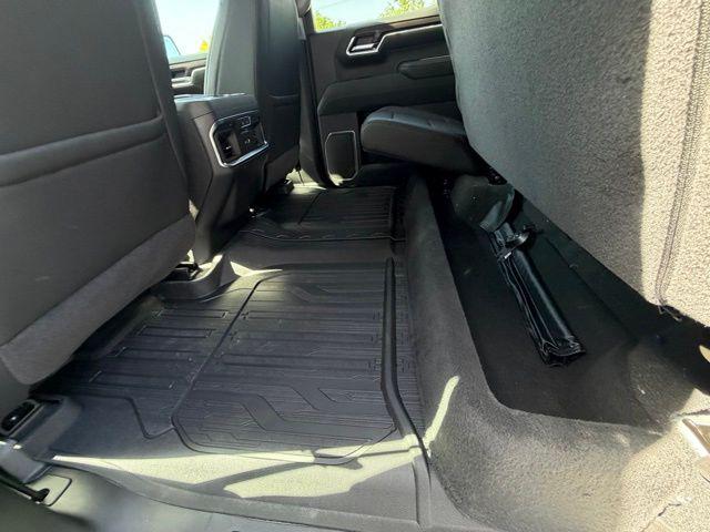 2026 GMC Sierra 1500 Crew Cab, Standard Bed, SLT, 4WD