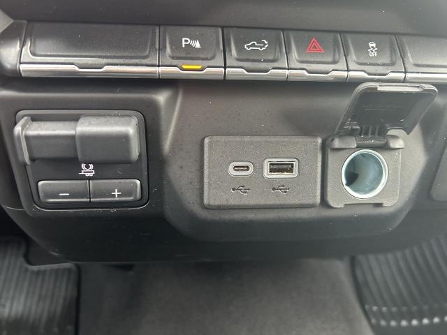 2022 Chevrolet Silverado 2500HD 4WD Crew Cab Standard Bed LT