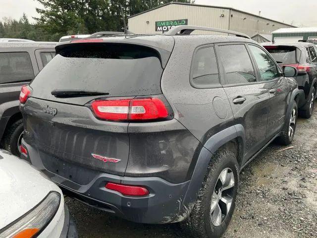 2018 Jeep Cherokee Trailhawk