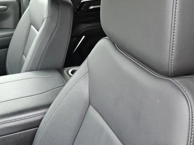 2025 Chevrolet Suburban 4WD Z71