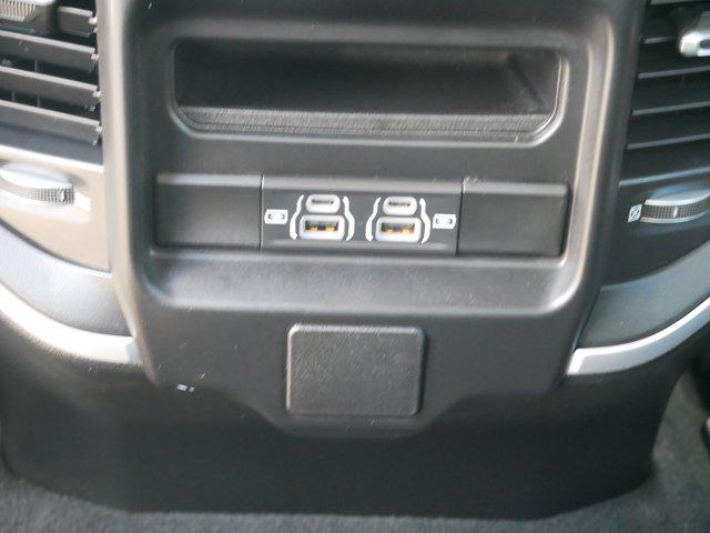 2023 Ram 1500 Big Horn Crew Cab 4x4 5'7" Box