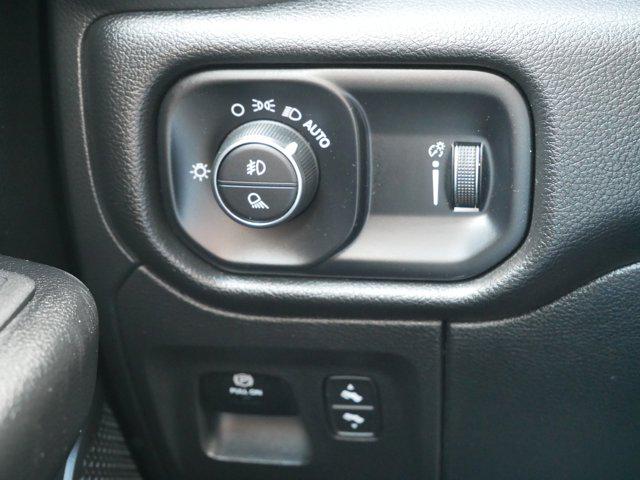 2023 Ram 1500 Big Horn Crew Cab 4x4 5'7" Box