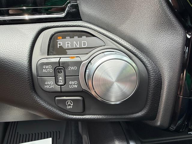 2026 Ram 1500 Laramie Crew Cab 4x4 64 Box