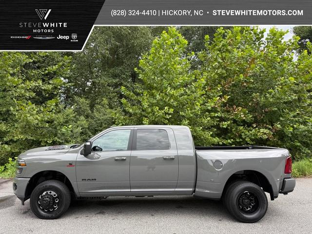 2026 RAM Ram 3500 RAM 3500 LARAMIE MEGA CAB 4X4 64 BOX 2026 RAM Ram 3500 RAM 3500 LARAMIE MEGA CAB 4X4 64 BOX