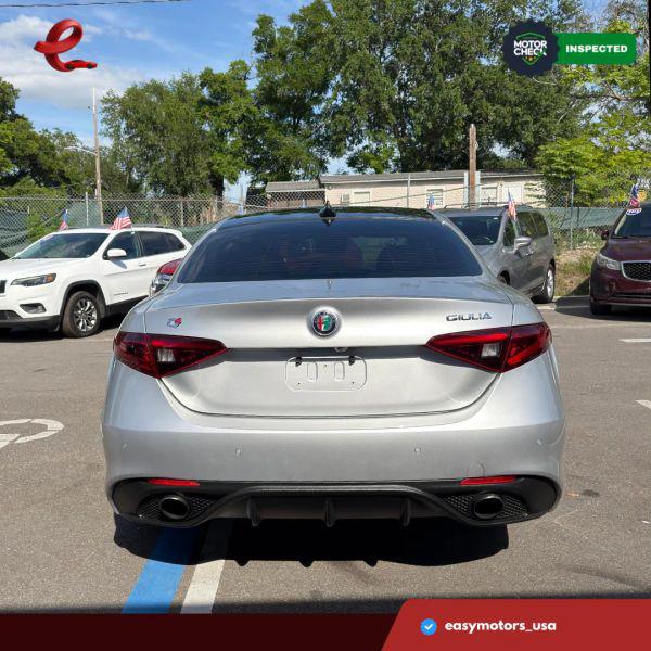 2018 Alfa Romeo Giulia Ti Sport AWD