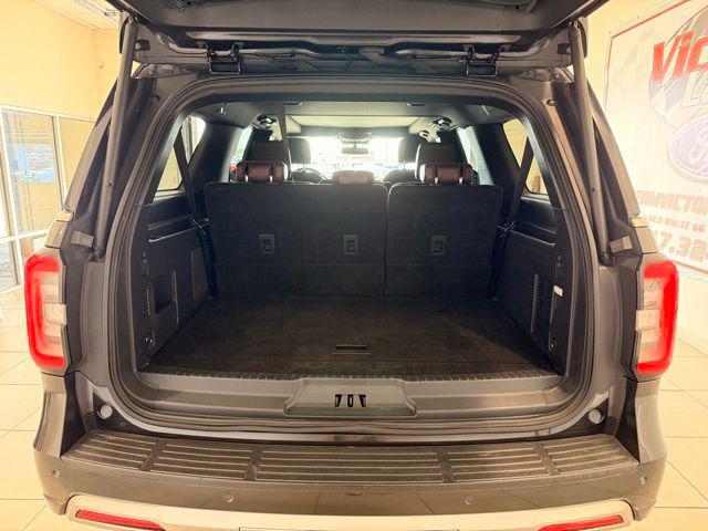 2022 Ford Expedition Limited MAX