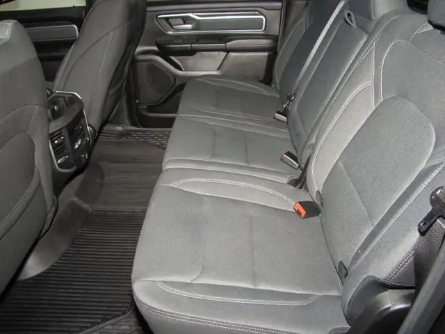 2022 Ram 1500 Big Horn Crew Cab 4x4 5'7" Box