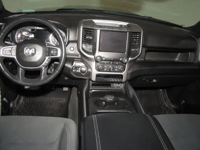 2022 Ram 1500 Big Horn Crew Cab 4x4 5'7" Box