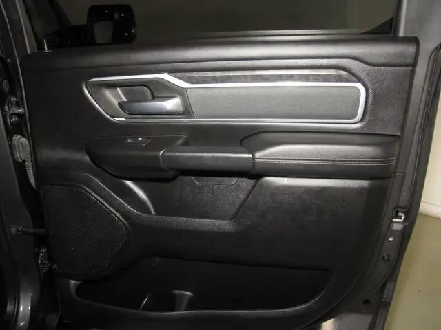 2022 Ram 1500 Big Horn Crew Cab 4x4 5'7" Box