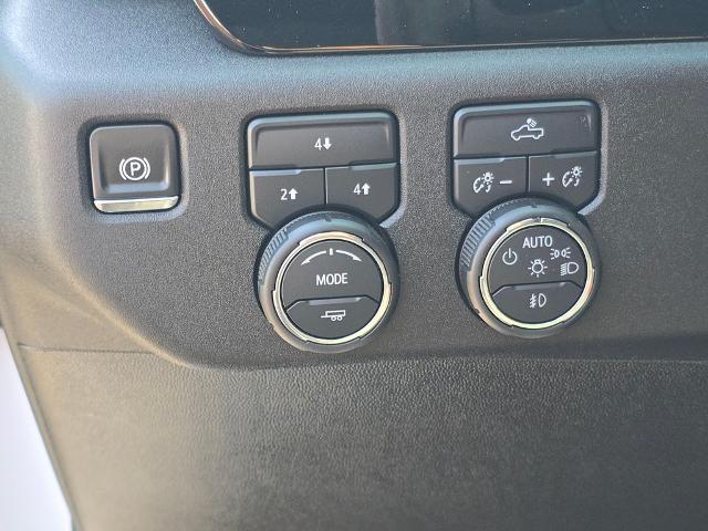 2025 Chevrolet Silverado 2500HD 4WD Crew Cab Standard Bed LT