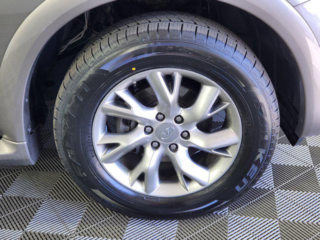 2013 INFINITI QX56 Base