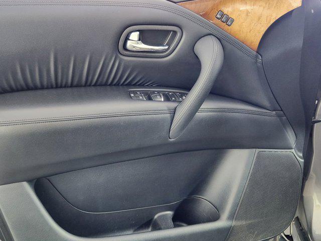 2013 INFINITI QX56 Base