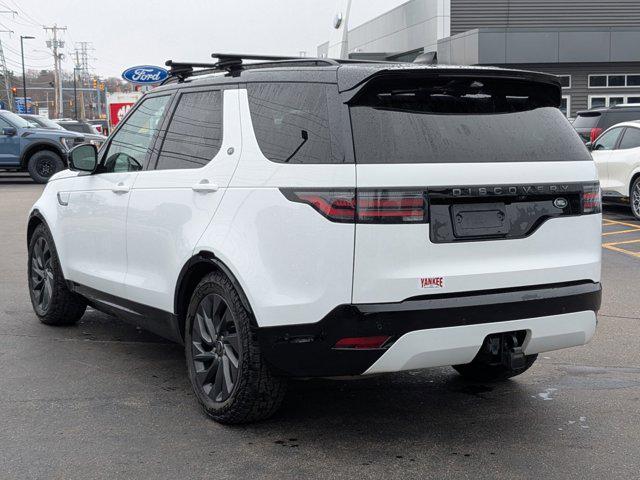 2023 Land Rover Discovery P300 S R-Dynamic