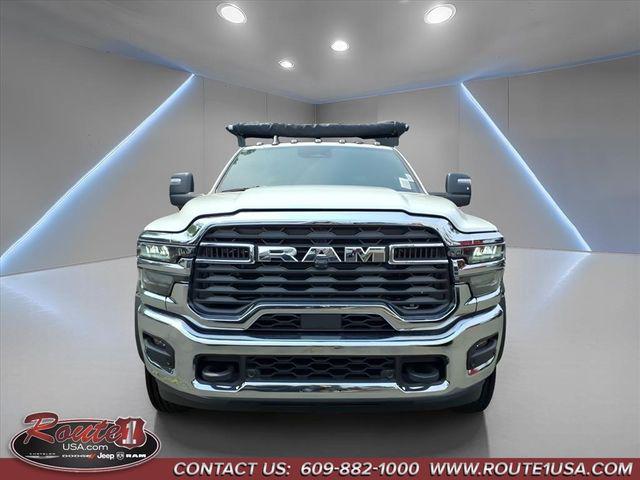2026 RAM 5500 Chassis RAM 5500 TRADESMAN CHASSIS CREW CAB 4X4 84 CA