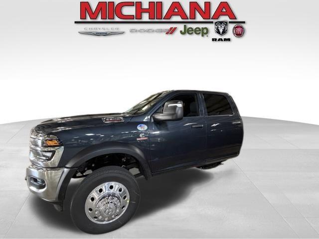 2026 RAM 5500 Chassis RAM 5500 TRADESMAN CHASSIS CREW CAB 4X4 84 CA