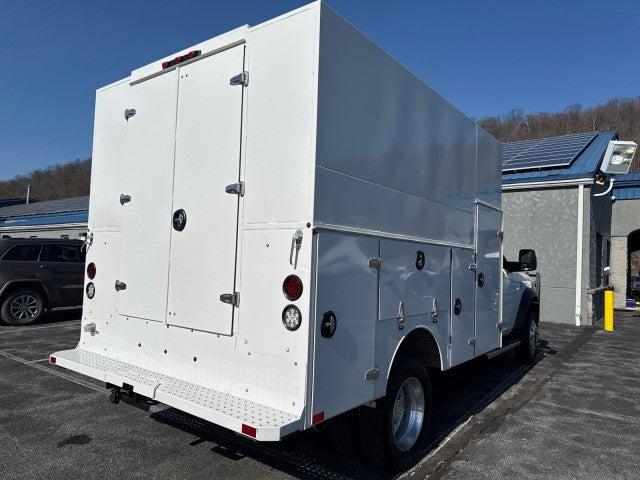 2024 RAM 5500 Chassis Tradesman/SLT 2024 RAM 5500 Chassis Tradesman/SLT