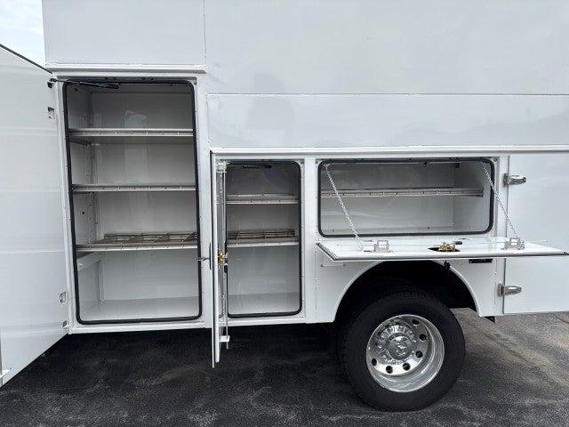 2024 Ram 5500 Tradesman/SLT