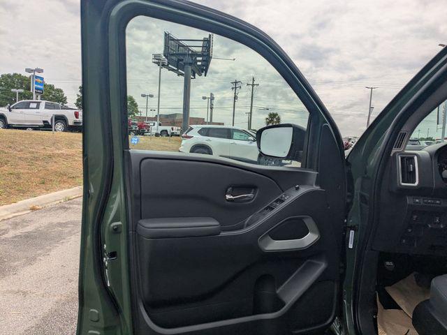 2026 Nissan Frontier Crew Cab SV 4x2
