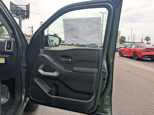 2026 Nissan Frontier Crew Cab SV 4x2