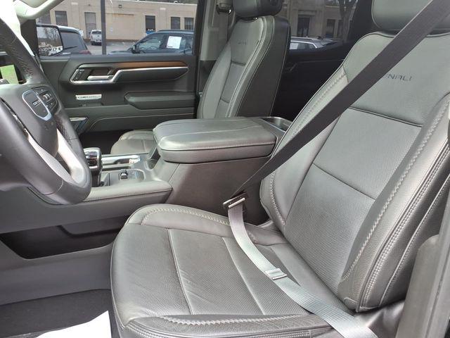2024 GMC Sierra 1500 4WD Crew Cab Short Box Denali