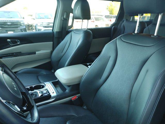 2024 Kia Carnival MPV EX
