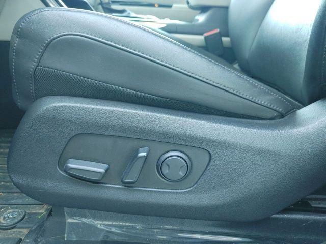 2024 Kia Carnival MPV EX