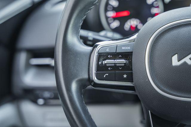 2024 Kia Carnival MPV EX
