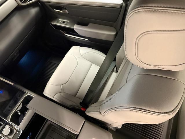 2026 Toyota Tundra Limited CrewMax 5.5' Bed
