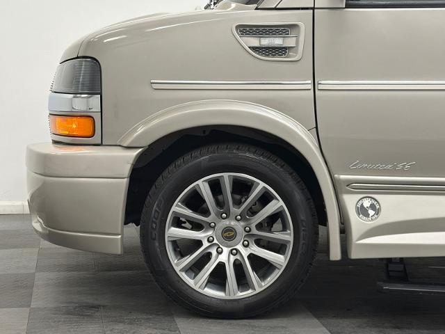 2021 Chevrolet Express Passenger RWD 2500 Regular Wheelbase LS