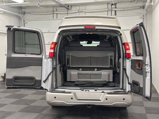 2021 Chevrolet Express Passenger RWD 2500 Regular Wheelbase LS