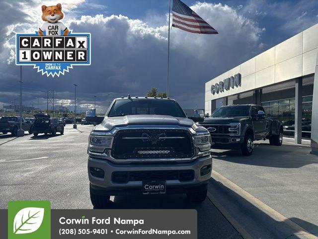 2024 Ram 3500 Limited Longhorn Crew Cab 4x4 8' Box