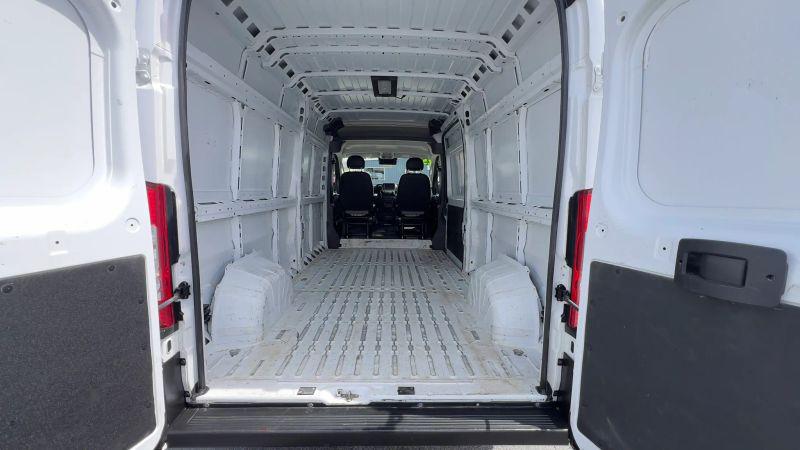 2025 Ram ProMaster 2500 Cargo Van Tradesman High Roof 159" WB w/Pass Seat
