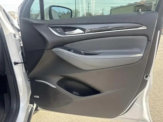 2021 Buick Enclave AWD Essence