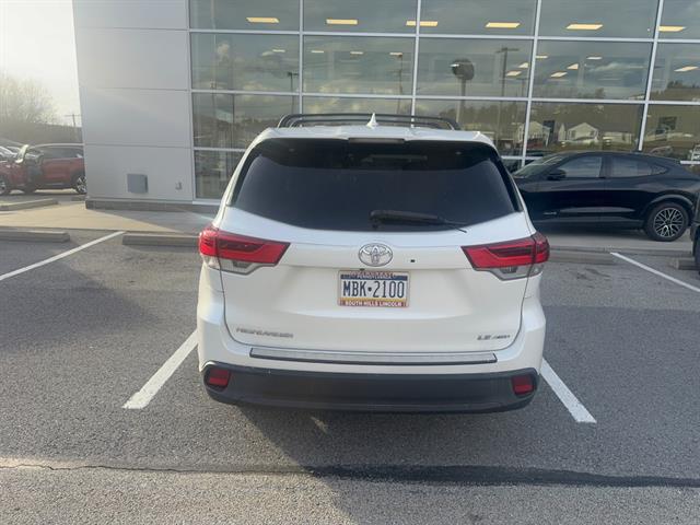 2017 Toyota Highlander LE