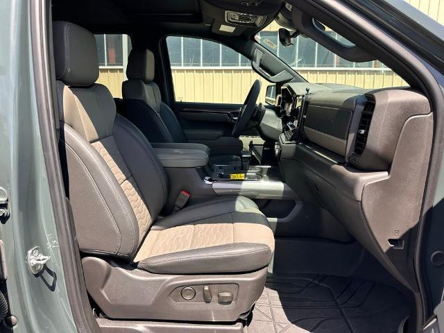 2025 Chevrolet Silverado 1500 4WD Crew Cab Short Bed ZR2