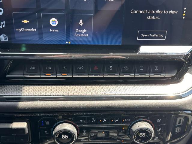 2025 Chevrolet Silverado 1500 4WD Crew Cab Short Bed ZR2