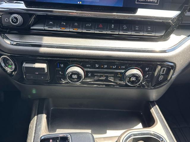 2025 Chevrolet Silverado 1500 4WD Crew Cab Short Bed ZR2