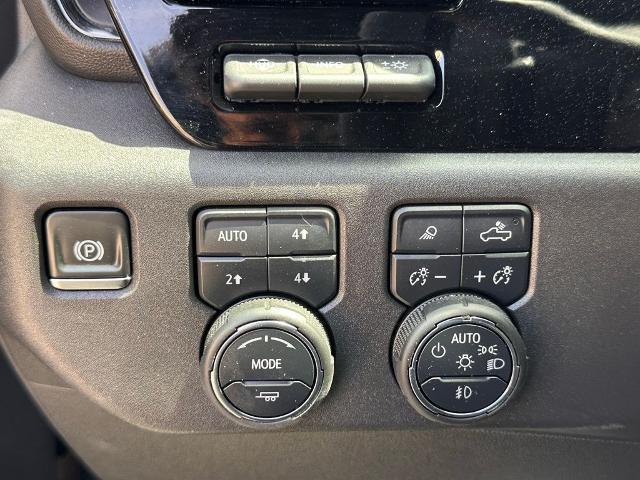 2025 Chevrolet Silverado 1500 4WD Crew Cab Short Bed ZR2