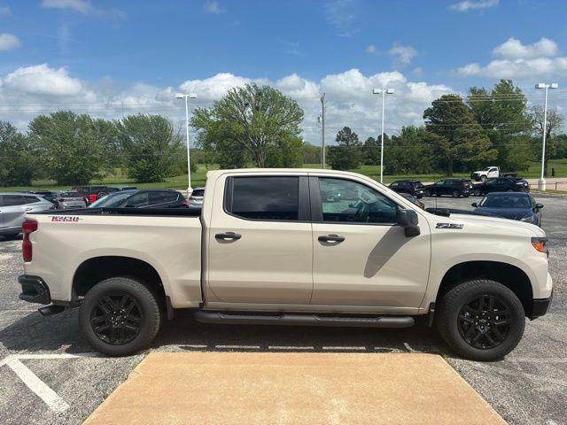 2026 Chevrolet Silverado 1500 4WD Crew Cab Short Bed Custom Trail Boss