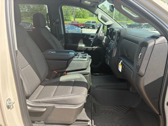 2026 Chevrolet Silverado 1500 4WD Crew Cab Short Bed Custom Trail Boss