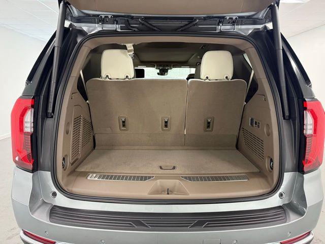 2026 GMC Yukon 4WD Denali