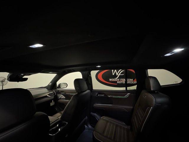 2026 GMC Acadia Denali Ultimate FWD