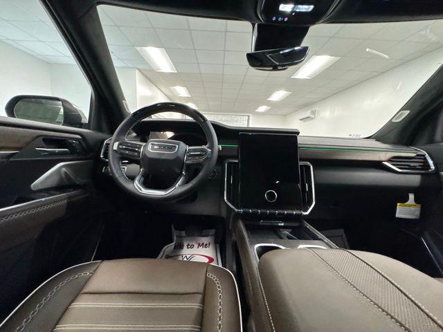 2026 GMC Acadia Denali Ultimate FWD